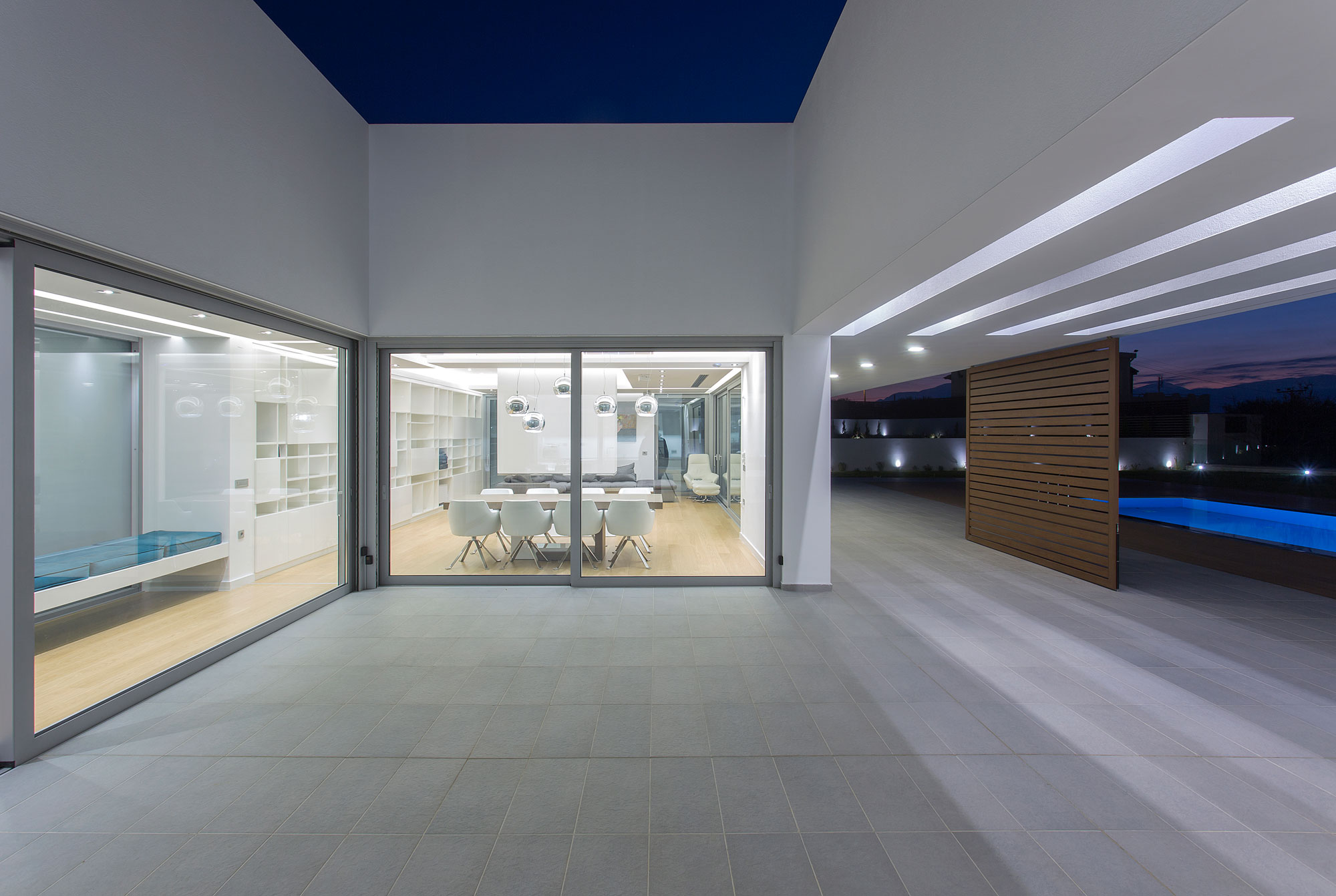 A Stylish and Bright L-Shaped Home with Playful Interiors in Crete, Greece by 3+ architecture (9)