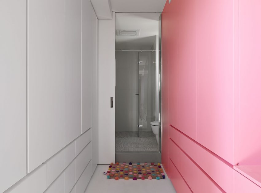 A Stylish and Colorful Apartment in a High-Rise in Taipei, Taiwan by Ganna Design (14)