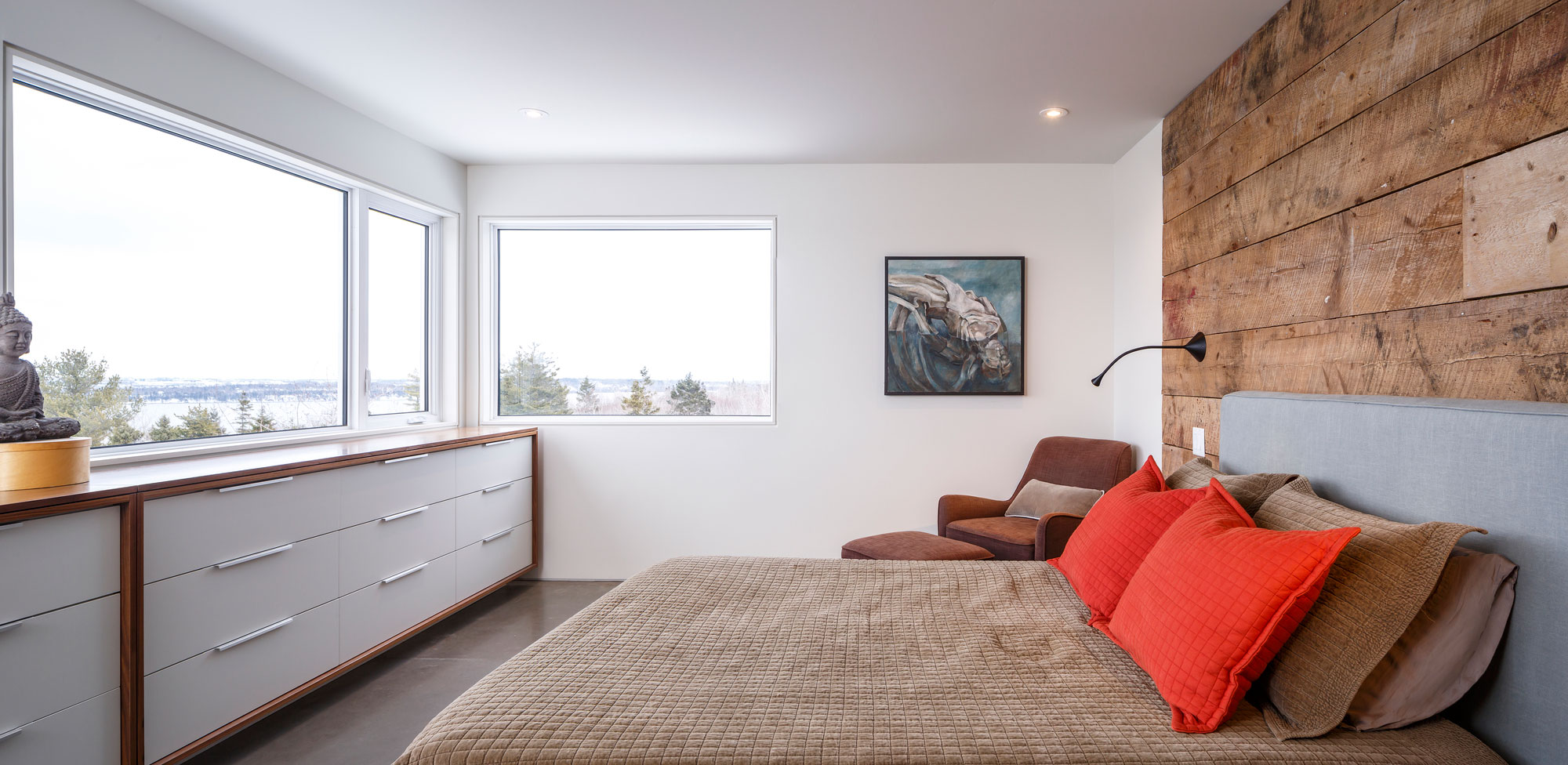 A Stylish and Stunning Cantilevered Home Overlooking the Coastal City of Halifax, Canada by Omar Gandhi Architect (11)