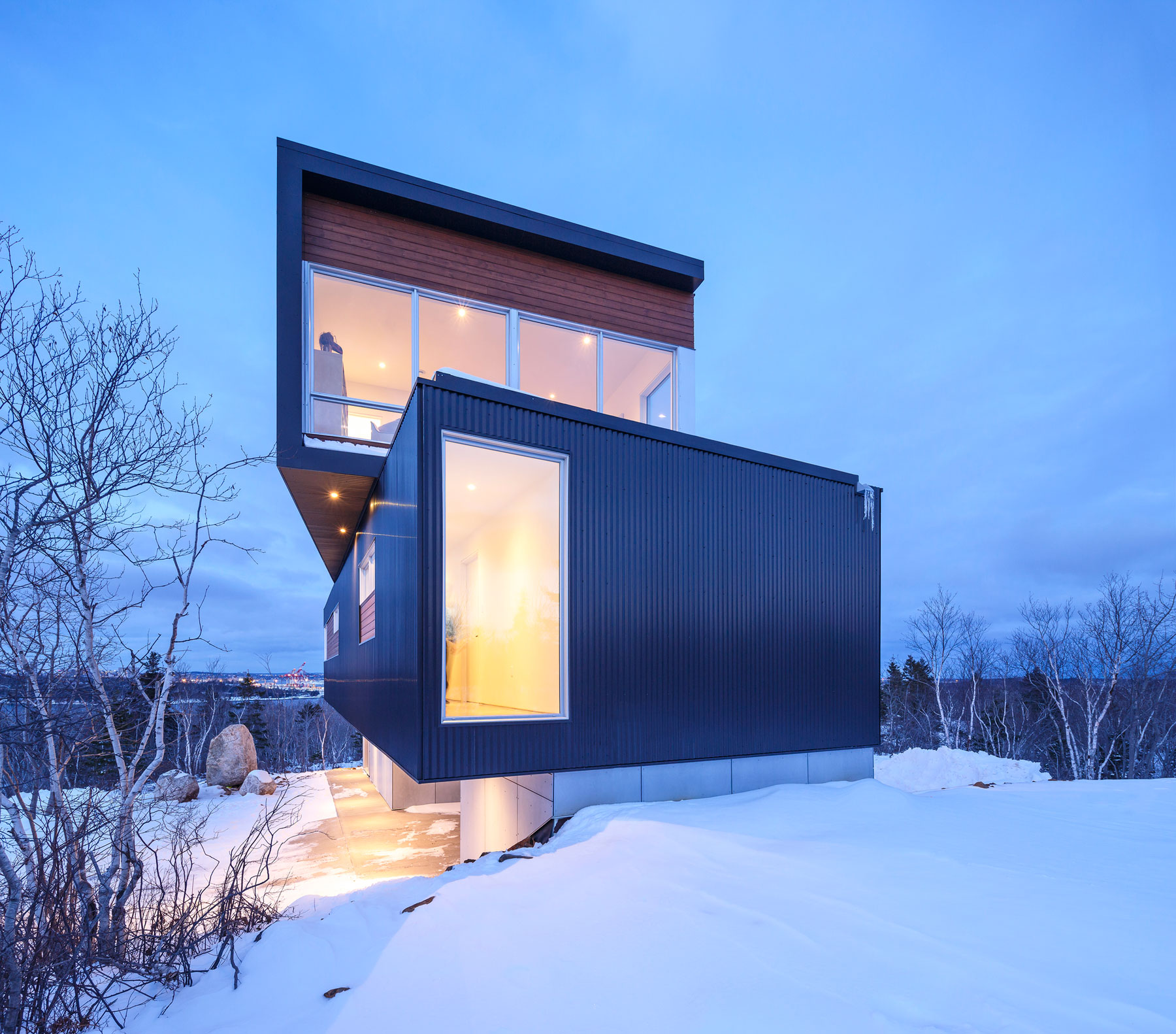 A Stylish and Stunning Cantilevered Home Overlooking the Coastal City of Halifax, Canada by Omar Gandhi Architect (3)