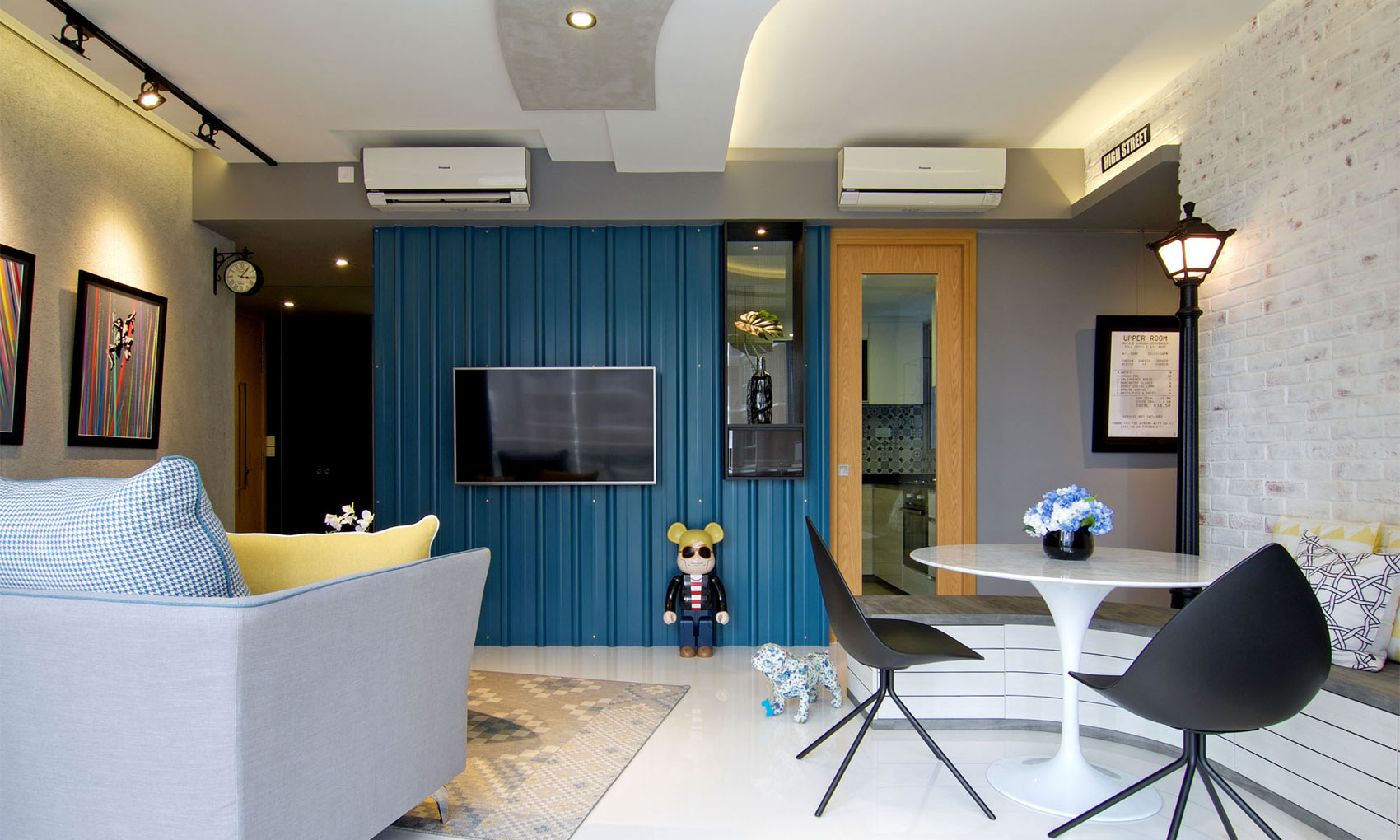 A Stylish and Vibrant Modern Home Filled with Art in Singapore by KNQ Associates (2)