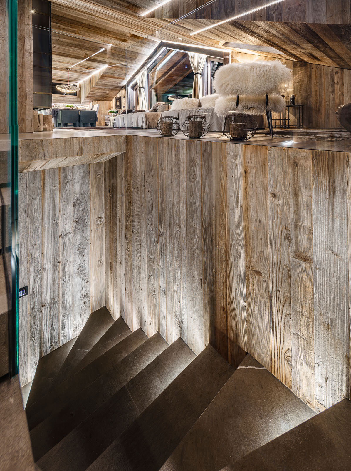 A Stylish and Warm Home with Lots of Wooden Details in Cortina d’Ampezzo, Italy by ZWD-Projects (11)