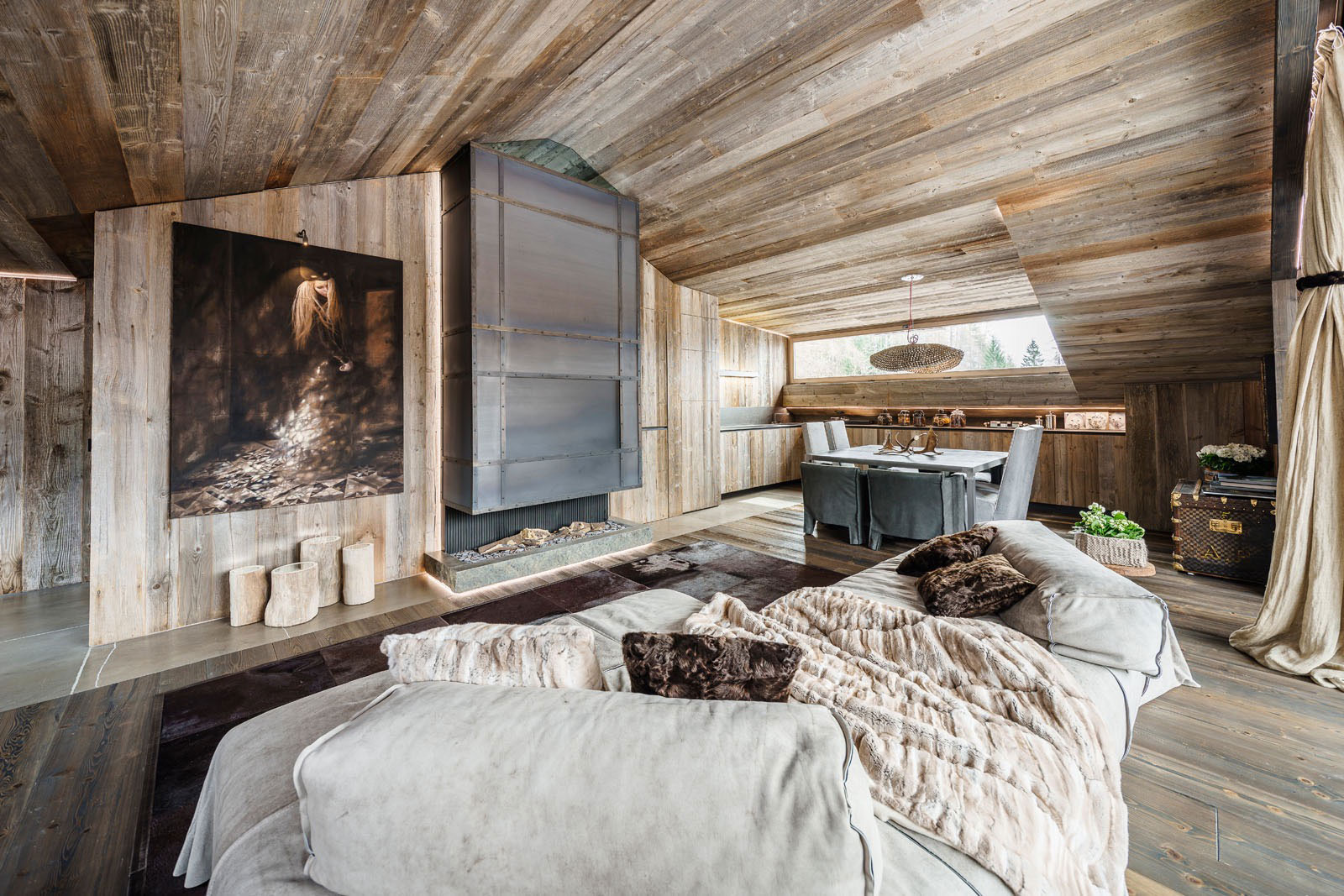 A Stylish and Warm Home with Lots of Wooden Details in Cortina d’Ampezzo, Italy by ZWD-Projects (7)
