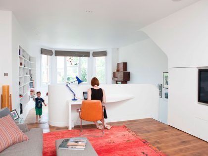 A Victorian Terraced House Turned into a Luminous Home in Canfield Gardens, London by Scenario Architecture (1)