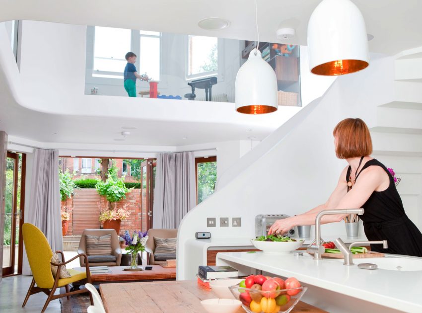 A Victorian Terraced House Turned into a Luminous Home in Canfield Gardens, London by Scenario Architecture (3)