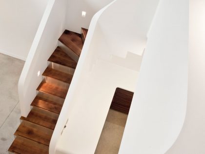 A Victorian Terraced House Turned into a Luminous Home in Canfield Gardens, London by Scenario Architecture (6)