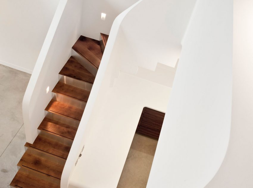 A Victorian Terraced House Turned into a Luminous Home in Canfield Gardens, London by Scenario Architecture (6)