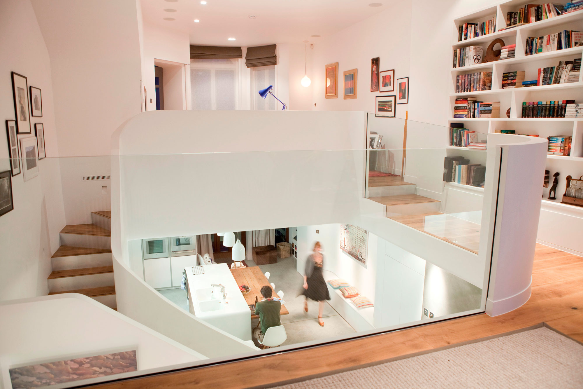 A Victorian Terraced House Turned into a Luminous Home in Canfield Gardens, London by Scenario Architecture (7)