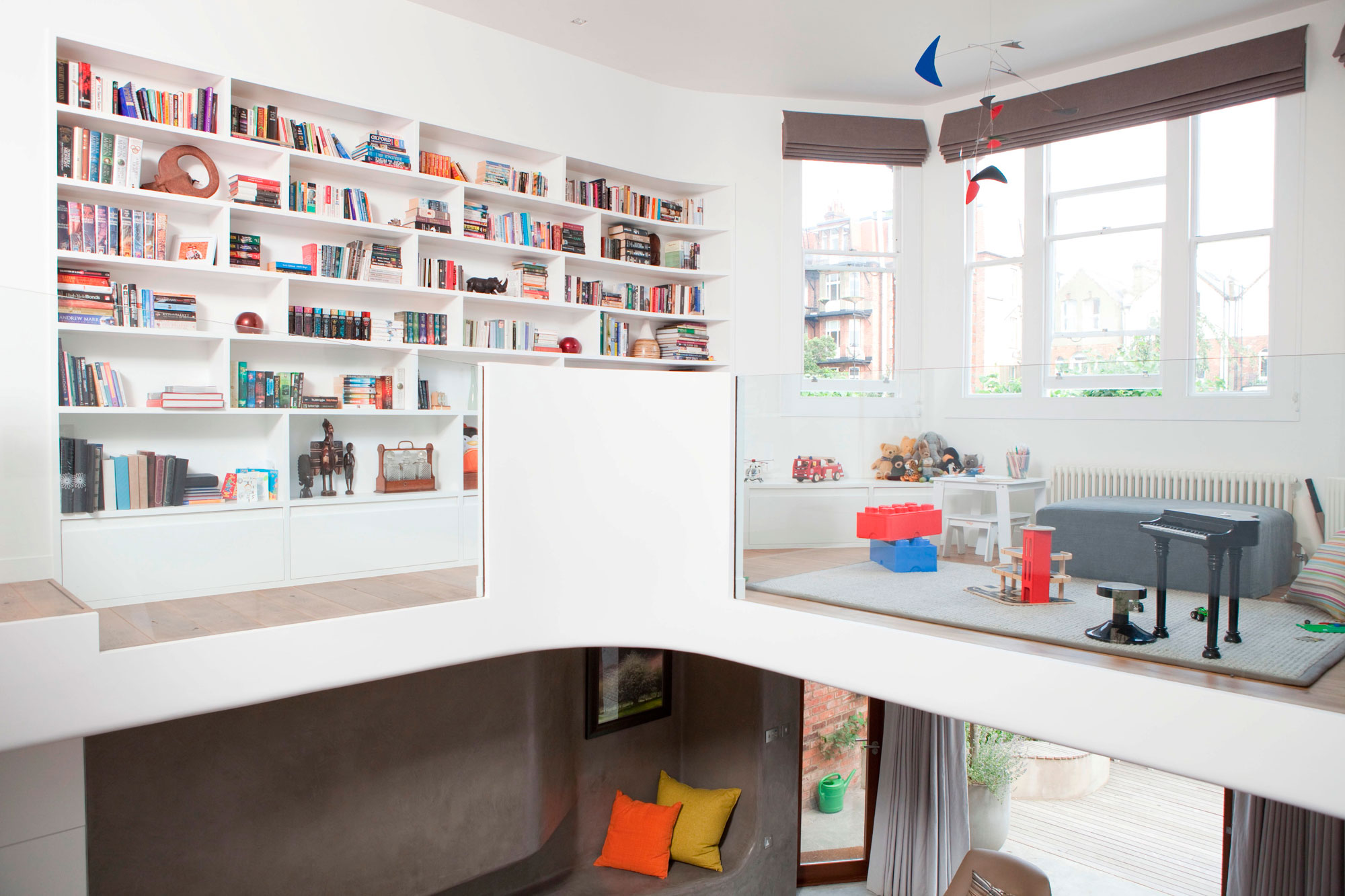 A Victorian Terraced House Turned into a Luminous Home in Canfield Gardens, London by Scenario Architecture (8)