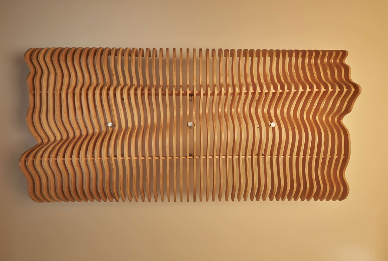 A Warm Contemporary Home on the Deschutes River in Bend, Oregon by FINNE Architects (7)