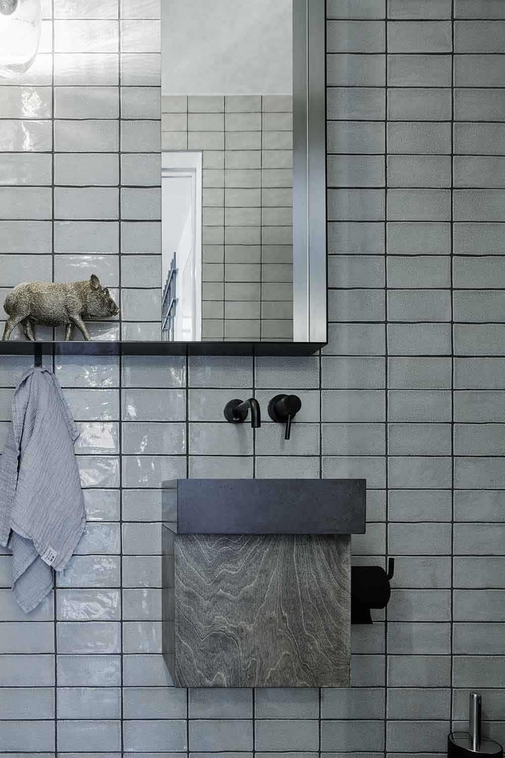 An Eclectic Contemporary Apartment with Industrial Taste in Prague by FormaFatal (24)