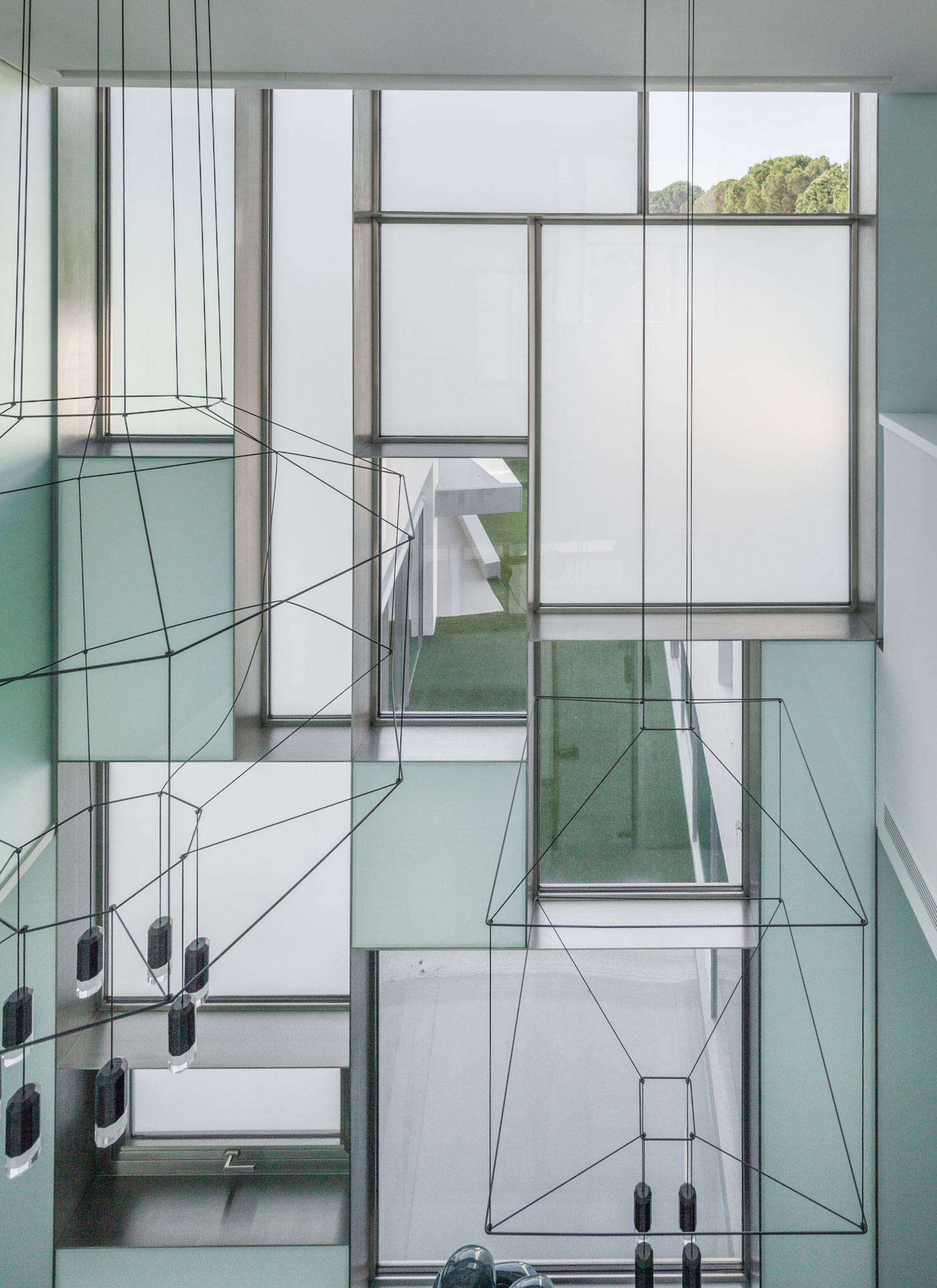 An Eco-Friendly Modern Home with Stunning and Asymmetrical Exterior in Madrid, Spain by ABIBOO Architecture (36)