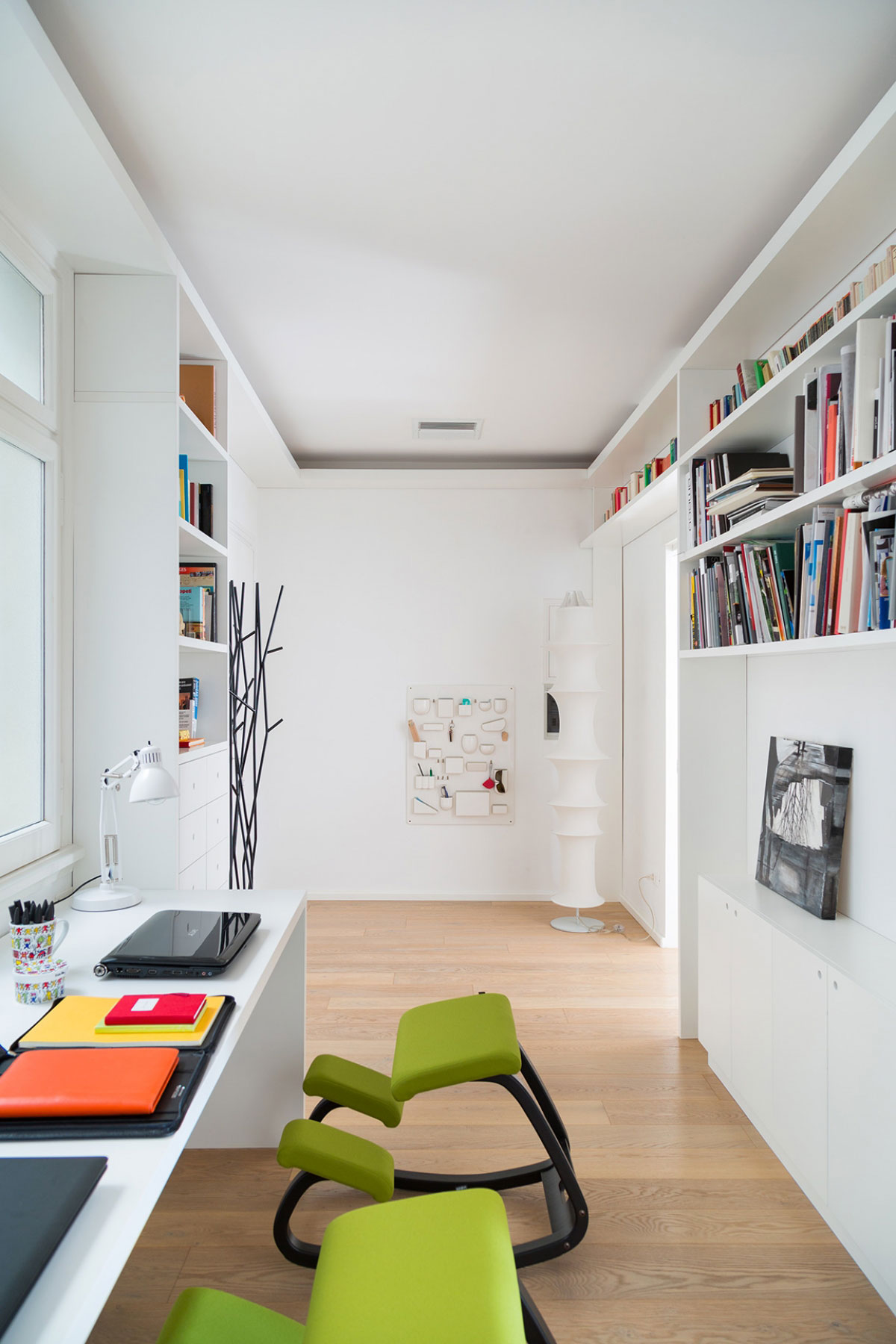 An Elegant Contemporary Home Packed with White and Playful Details in Rome, Italy by teresa paratore (27)