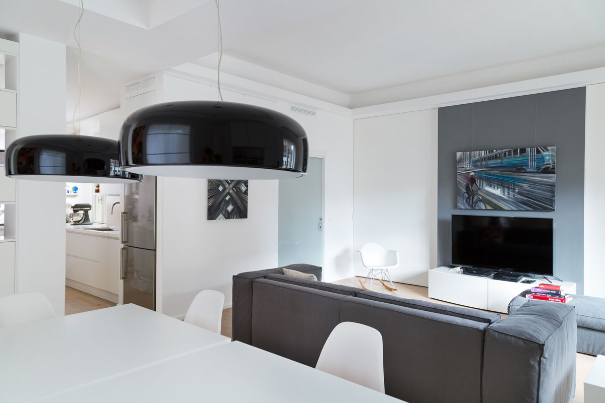 An Elegant Contemporary Home Packed with White and Playful Details in Rome, Italy by teresa paratore (9)