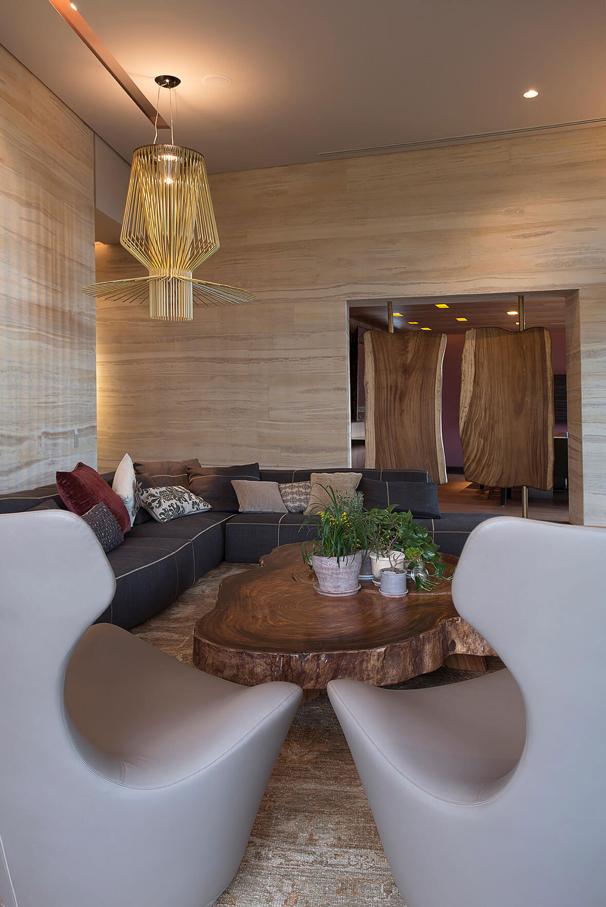 An Elegant Contemporary Home in the Lomas Country Golf Club, Mexico City by Vieyra Arquitectos (6)