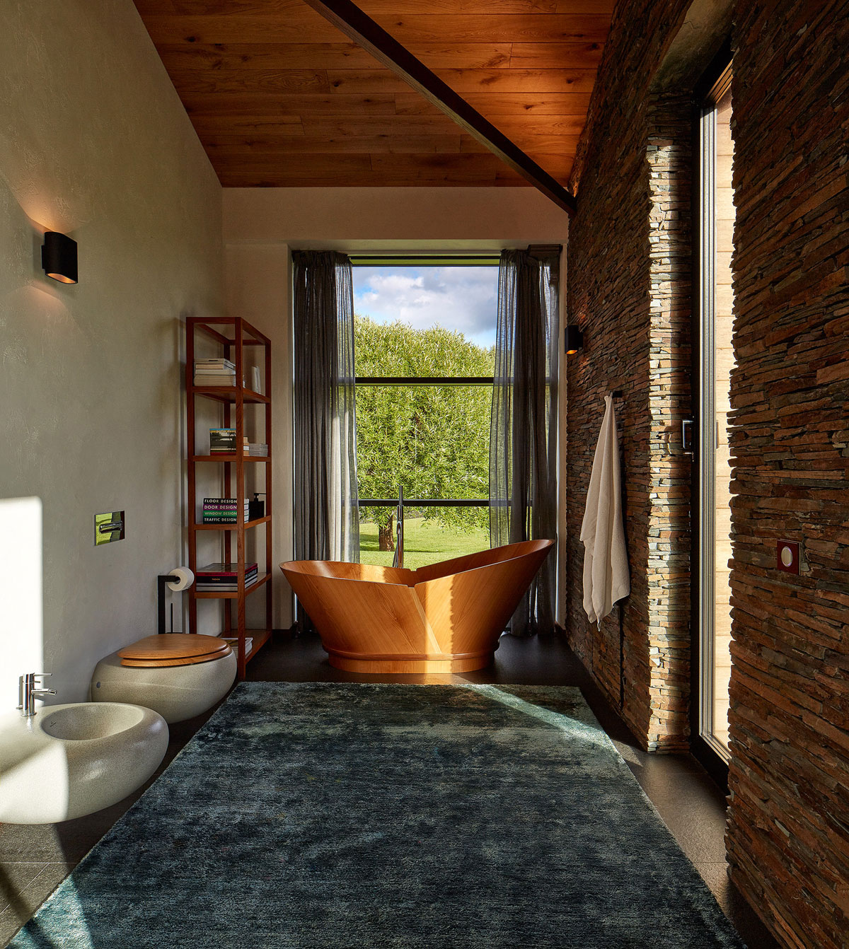 An Elegant Contemporary House by the River in Yekaterinburg, Russia by Dmitry Pozarenko (24)