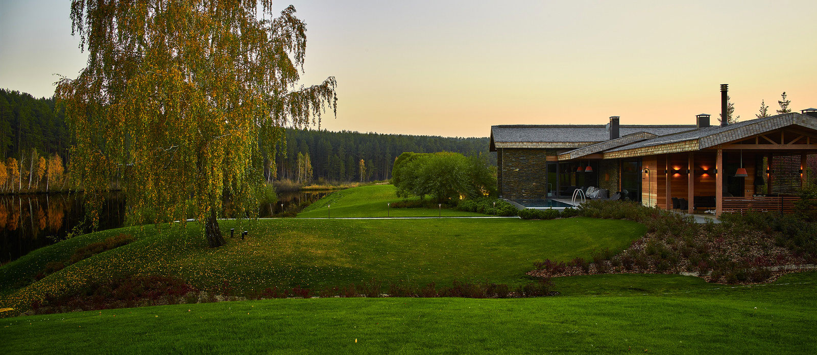 An Elegant Contemporary House by the River in Yekaterinburg, Russia by Dmitry Pozarenko (4)