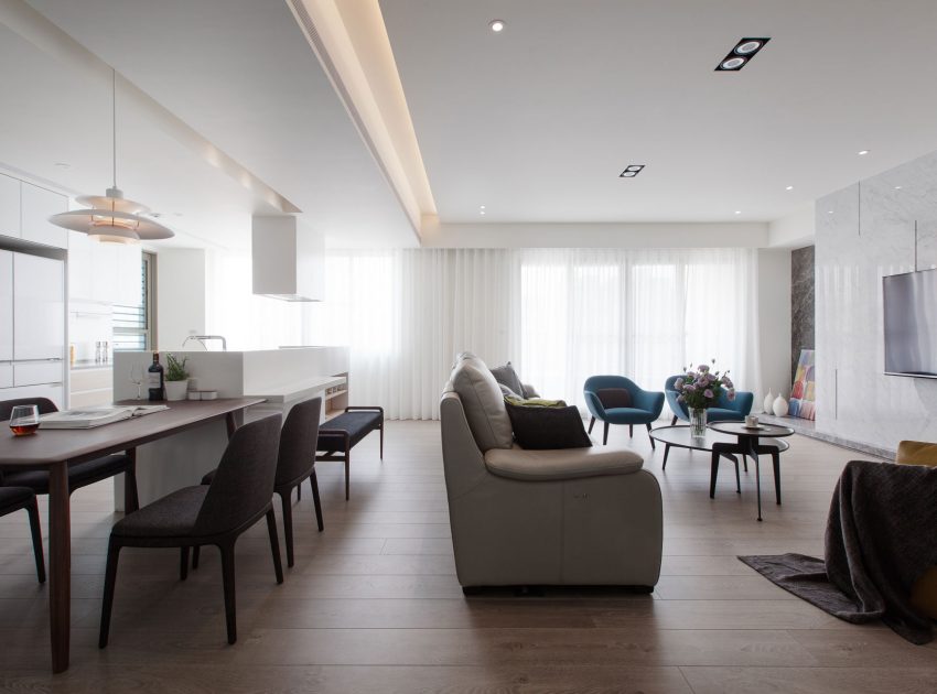 An Elegant House with a Perfect Mix of Classic and Contemporary Touches in Kaohsiung City, Taiwan by PDM (1)
