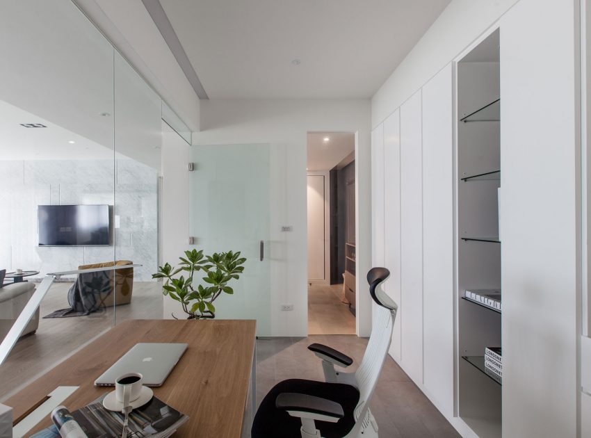 An Elegant House with a Perfect Mix of Classic and Contemporary Touches in Kaohsiung City, Taiwan by PDM (35)