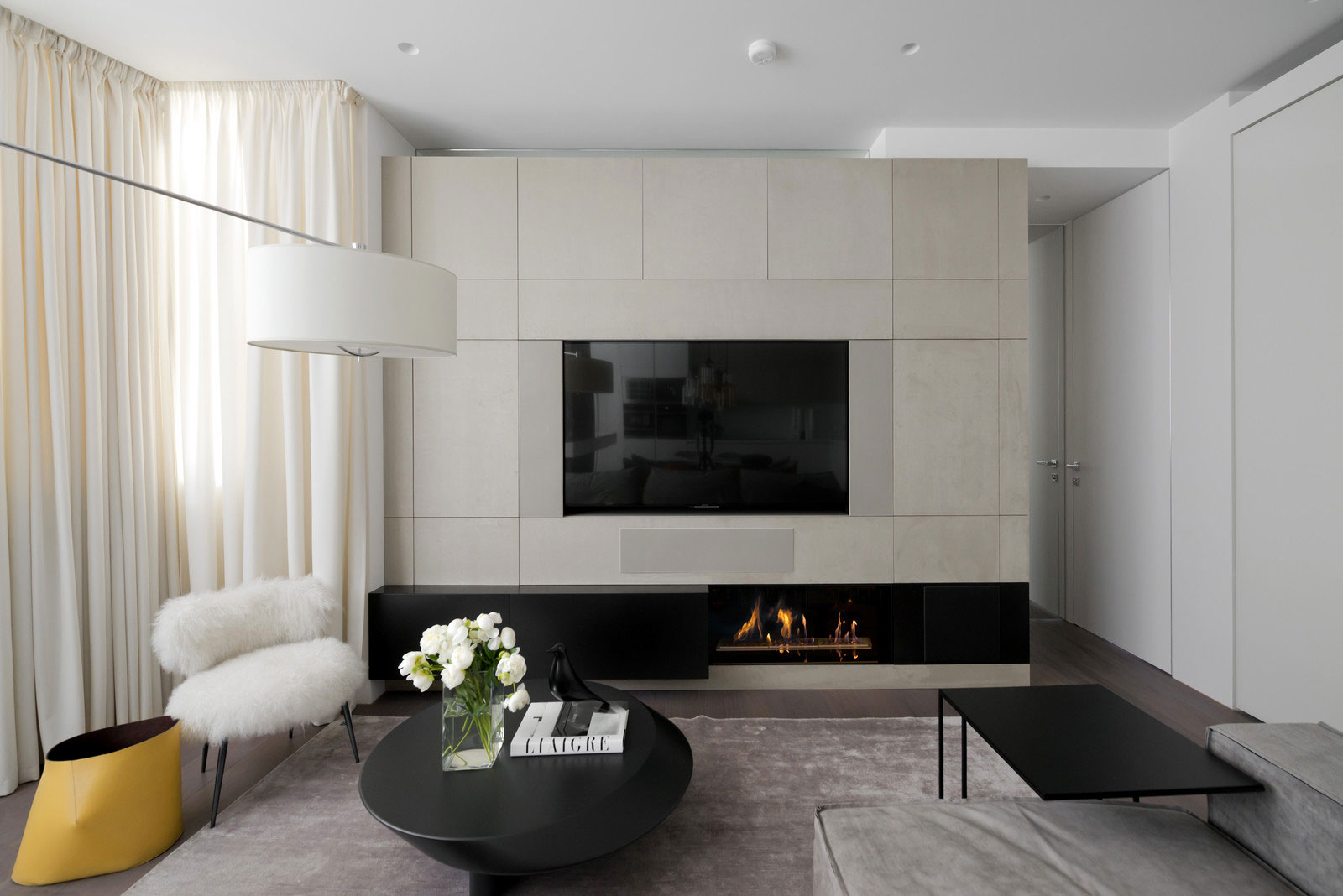 An Elegant Modern Apartment for a Young Family with Two Small Children in Moscow by Alexandra Fedorova (2)