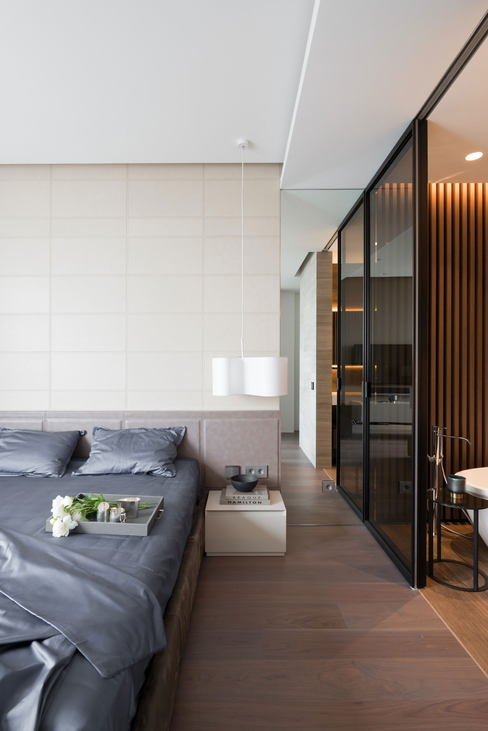 An Elegant Modern Apartment for a Young Family with Two Small Children in Moscow by Alexandra Fedorova (8)