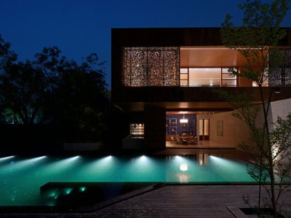 An Elegant Modern Home with Bright and Airy Interiors in Ahmedabad, India by SPASM Design Architects (20)