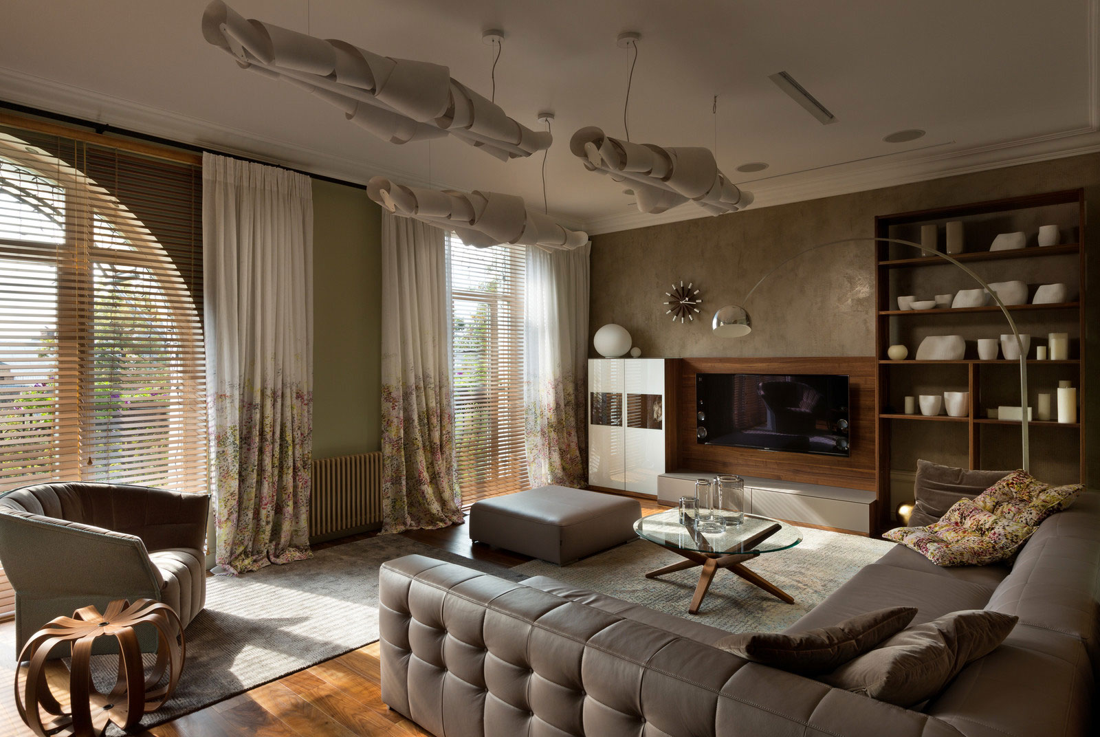 An Elegant Two-Level Apartment Filled with Natural Materials in Kiev, Ukraine by Lera Katasonava (1)