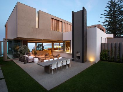 An Elegant and Spacious Family Home with Striking Interior Features in Plettenberg Bay by SAOTA (19)