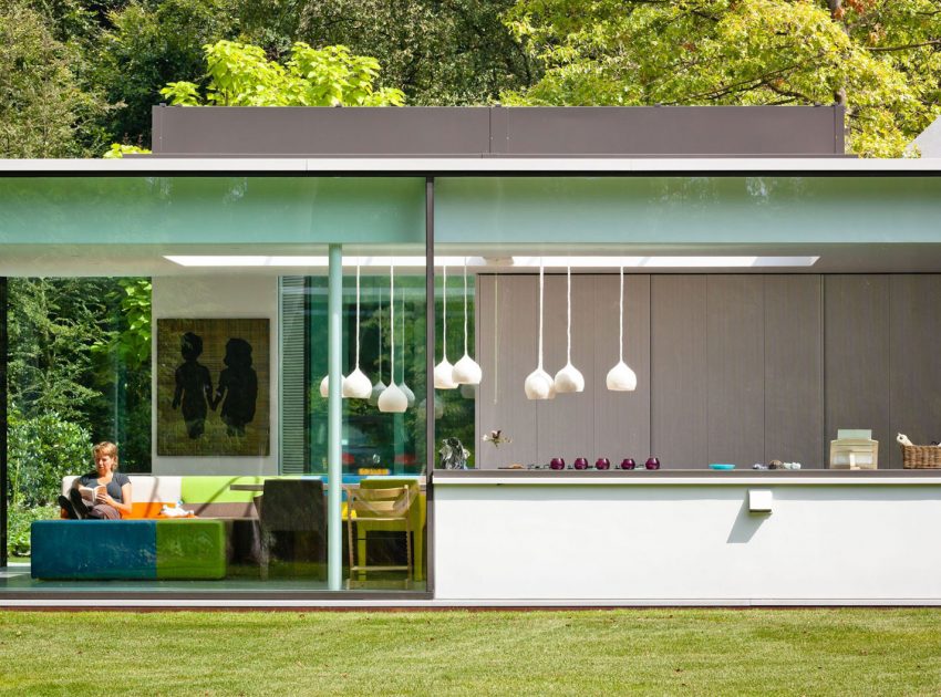 An Old Bungalow Transformed into a Spacious and Light Contemporary House in Hilversum, The Netherlands by Mecanoo (1)