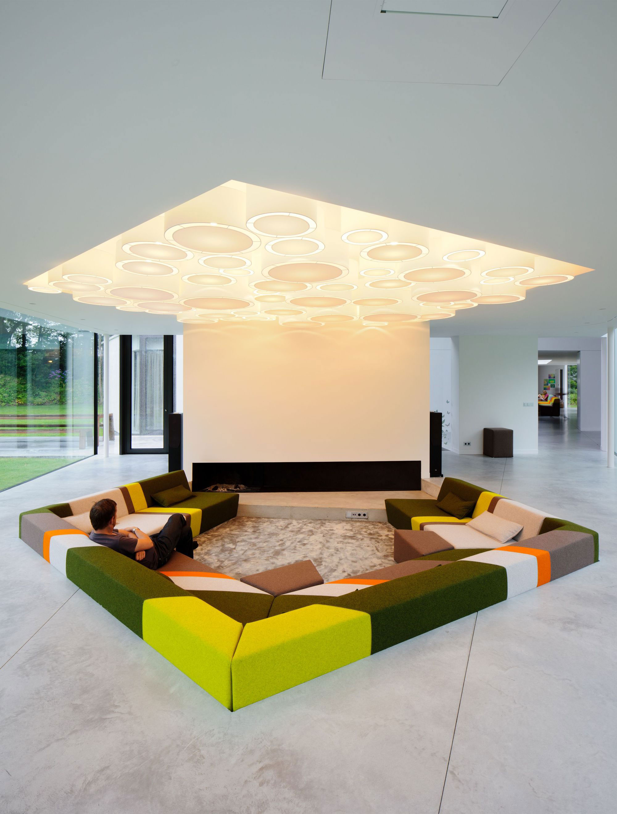 An Old Bungalow Transformed into a Spacious and Light Contemporary House in Hilversum, The Netherlands by Mecanoo (10)
