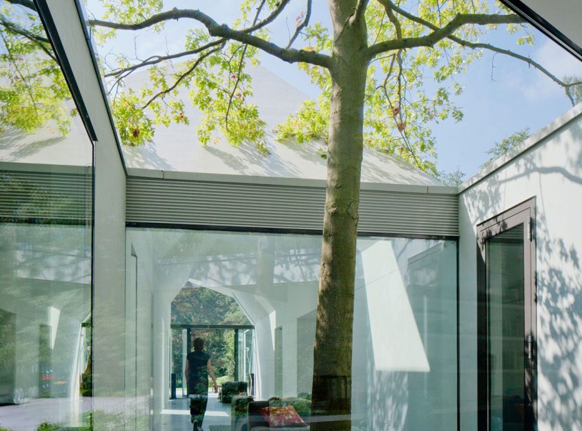 An Old Bungalow Transformed into a Spacious and Light Contemporary House in Hilversum, The Netherlands by Mecanoo (3)