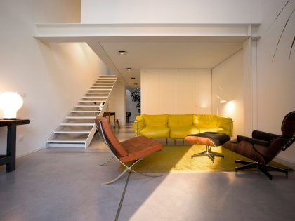 An Old Warehouse Becomes a Spacious and Bright Home in Venice, Italy by Zanon Architetti Associati (1)