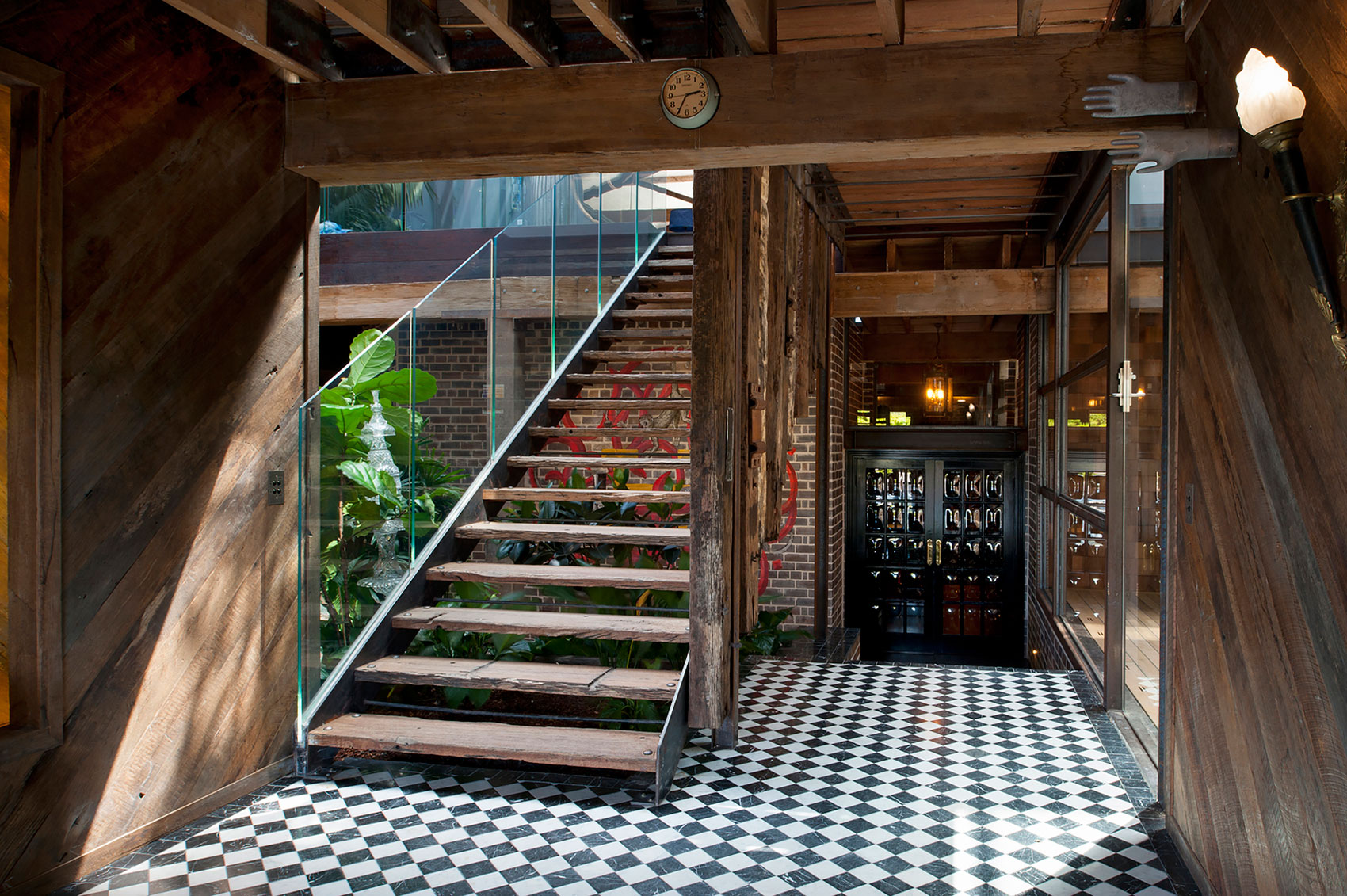 An Old Warehouse Transformed Into a Sophisticated Home in Sydney by Allen Jack+Cottier (11)