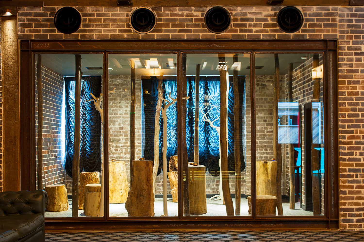 An Old Warehouse Transformed Into a Sophisticated Home in Sydney by Allen Jack+Cottier (23)