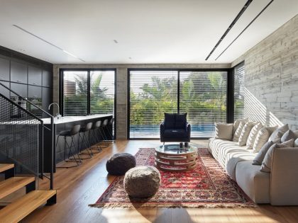A Lively and Vibrant Modern Home with Earthy Tones and Natural Materials in Israel by Shlomit Zeldman (5)