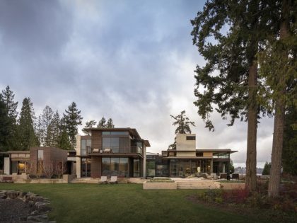 A Stunning Luxury Lakeside Home Filled with Natural Light in Washington, USA by Kor Architects (2)