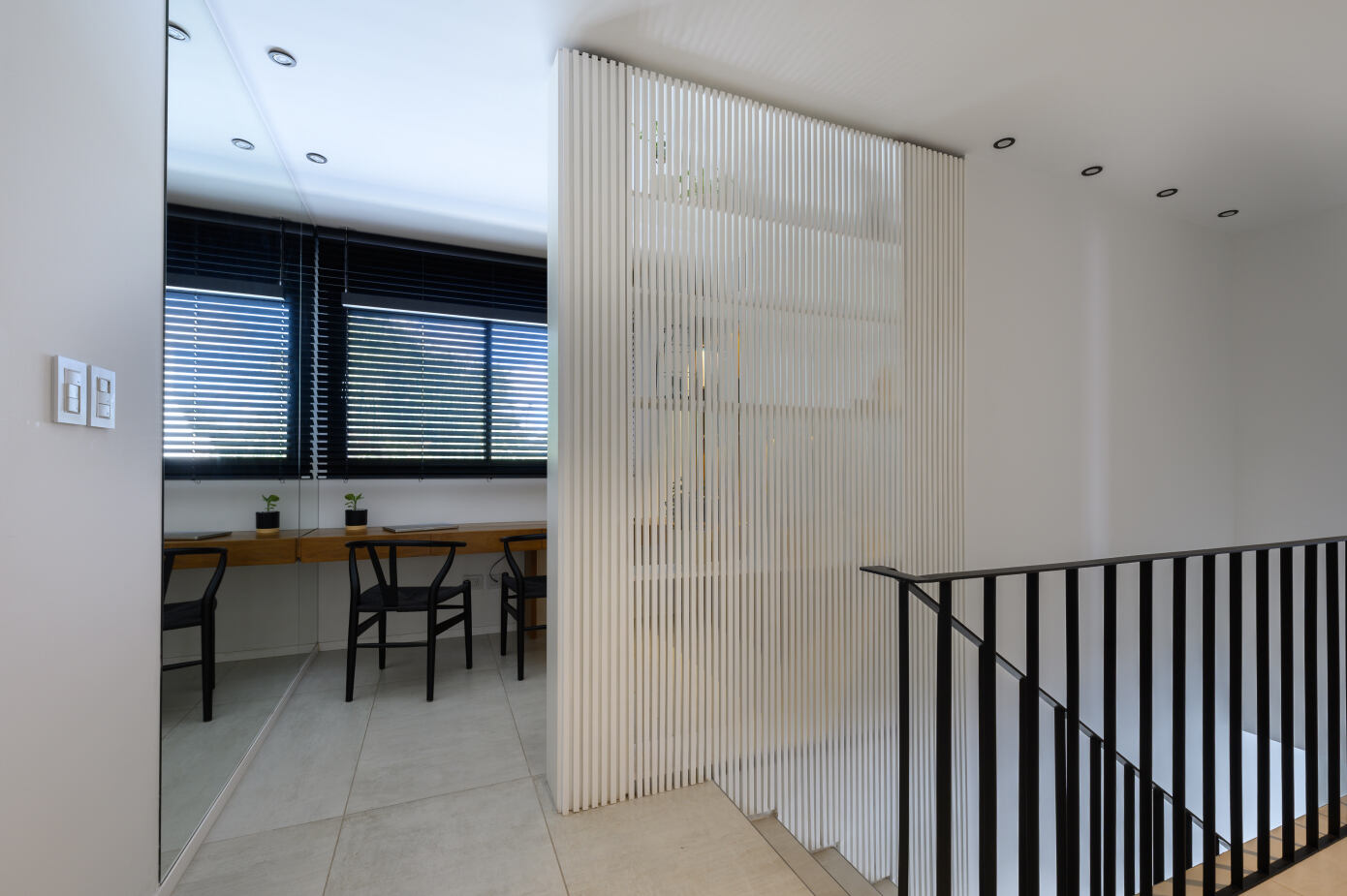 A Stylish Apartment Filled with Wood To Create a Warm and Welcoming Atmosphere in Córdoba, Argentina by Paolini Arquitectos (11)