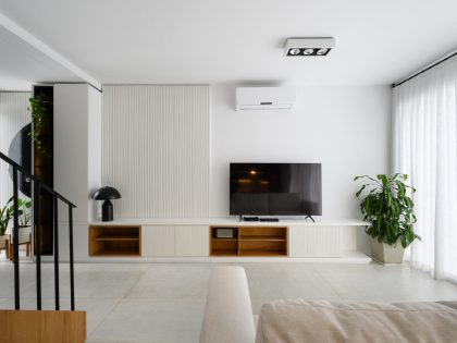 A Stylish Apartment Filled with Wood To Create a Warm and Welcoming Atmosphere in Córdoba, Argentina by Paolini Arquitectos (2)