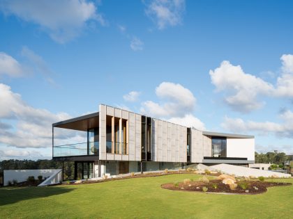 A Stylish Modern Home Built with Three Angles to Capture the Views in Mount Martha, Australia by Megowan Architectural (10)