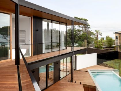 A Stylish Modern Home Built with Three Angles to Capture the Views in Mount Martha, Australia by Megowan Architectural (20)