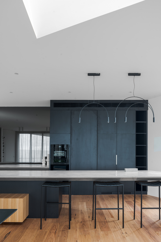 A Stylish Modern Home Built with Three Angles to Capture the Views in Mount Martha, Australia by Megowan Architectural (29)