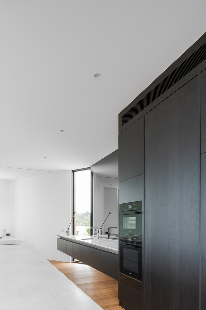 A Stylish Modern Home Built with Three Angles to Capture the Views in Mount Martha, Australia by Megowan Architectural (36)