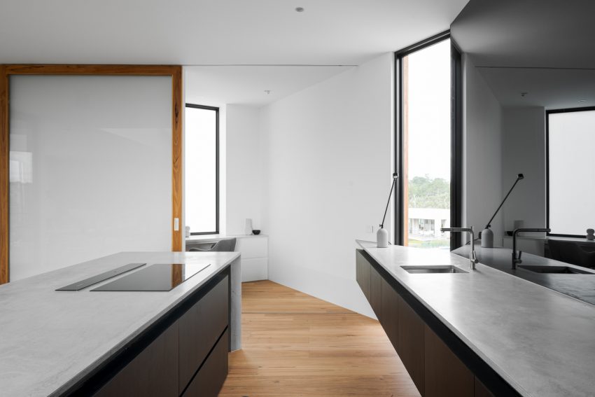 A Stylish Modern Home Built with Three Angles to Capture the Views in Mount Martha, Australia by Megowan Architectural (37)