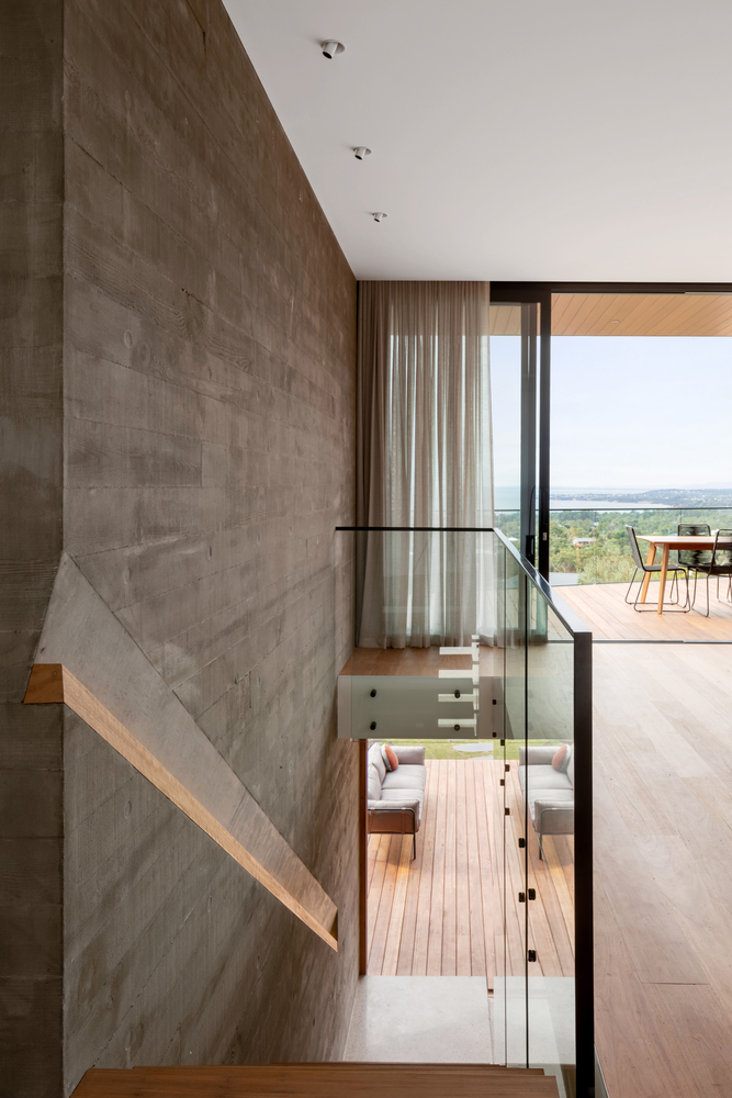 A Stylish Modern Home Built with Three Angles to Capture the Views in Mount Martha, Australia by Megowan Architectural (43)