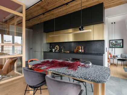 Aldona Banasiuk-Suchorzewska Designs a Vibrant and Colorful Contemporary Apartment in the Heart of Wrocław, Poland (6)