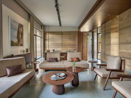 Art and Architecture Associates Design a Modern Rammed Earth Home in Vadodara, India (9)