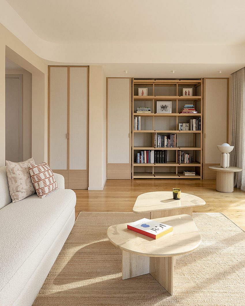 Atelier Du Pont Designs an Elegant and Warm Mediterranean-Style Home in Barcelona, Spain (2)