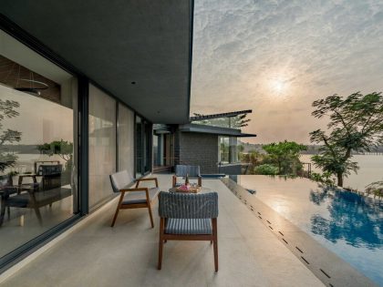 Atelier Landschaft Designs a Spectacular Contemporary Home in Nashik, India (11)