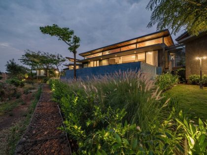 Atelier Landschaft Designs a Spectacular Contemporary Home in Nashik, India (27)