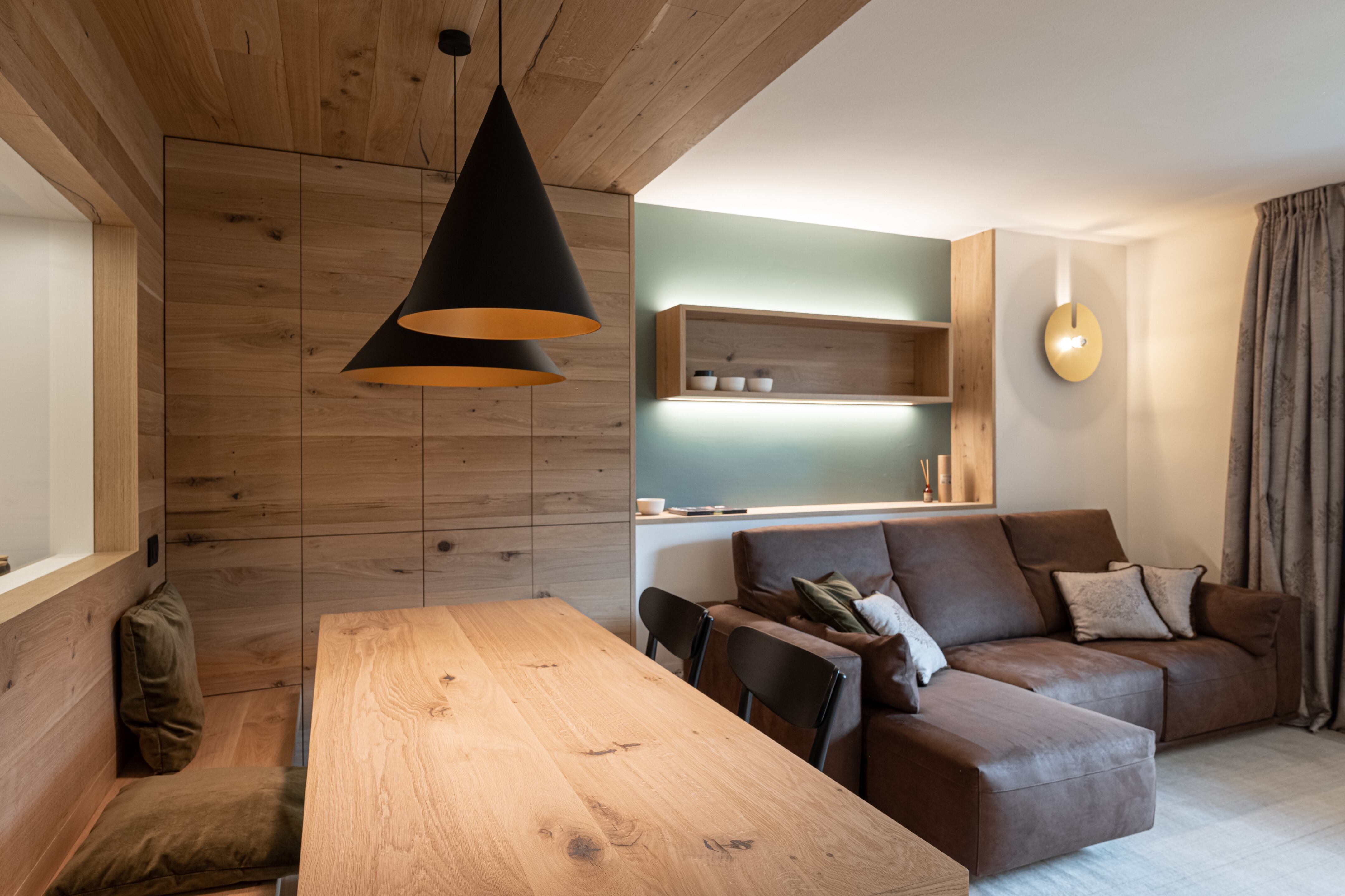 Gianluca Valorz Designs a Cozy Mountain Apartment in Madonna di Campiglio, Italy (3)